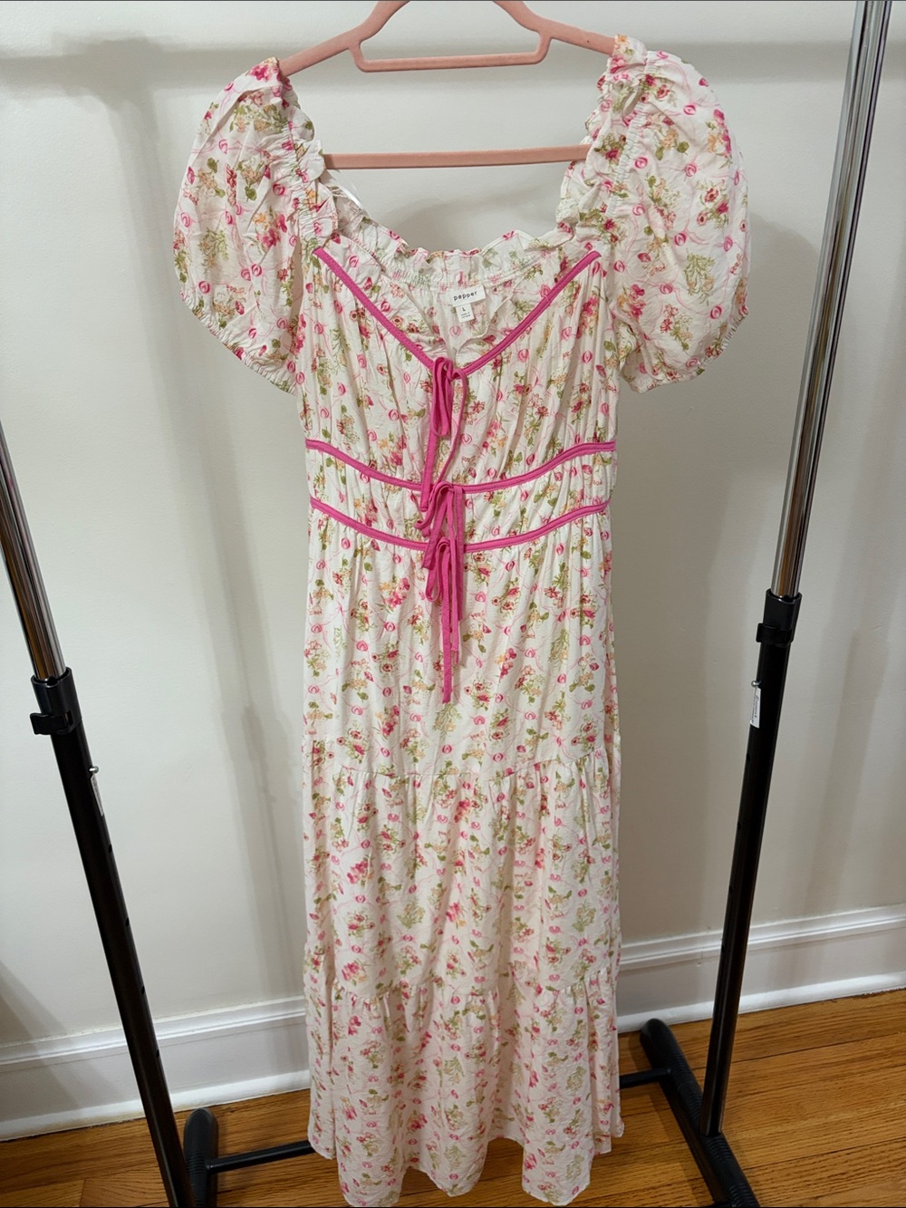 Floral Pink Trim Puff-Sleeve Dress